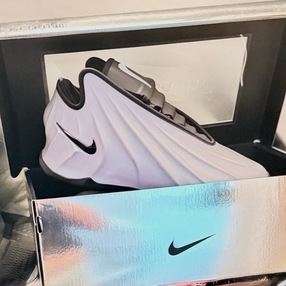 Nike GT FUTURE “metallic silver “ sneakers